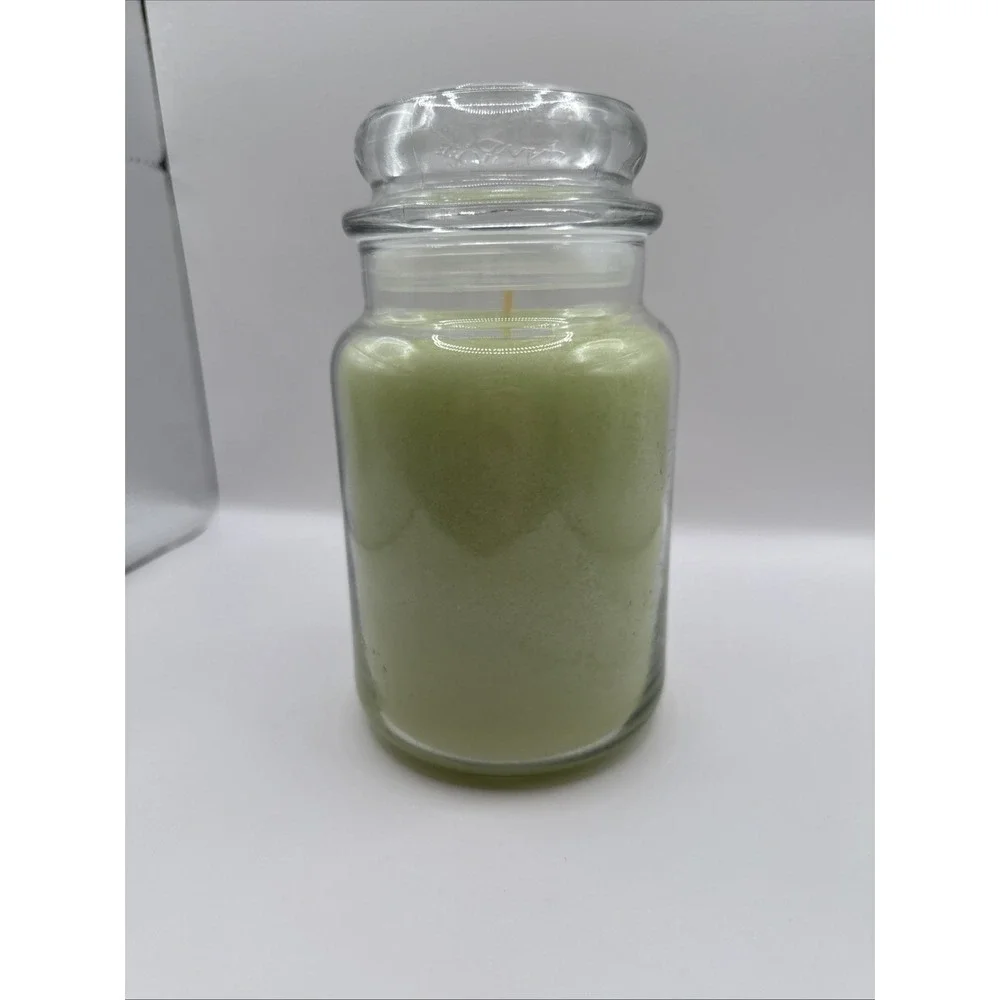 YANKEE‎ CANDLE America's Best Loved candle SHEER GARDENIA 22 oz